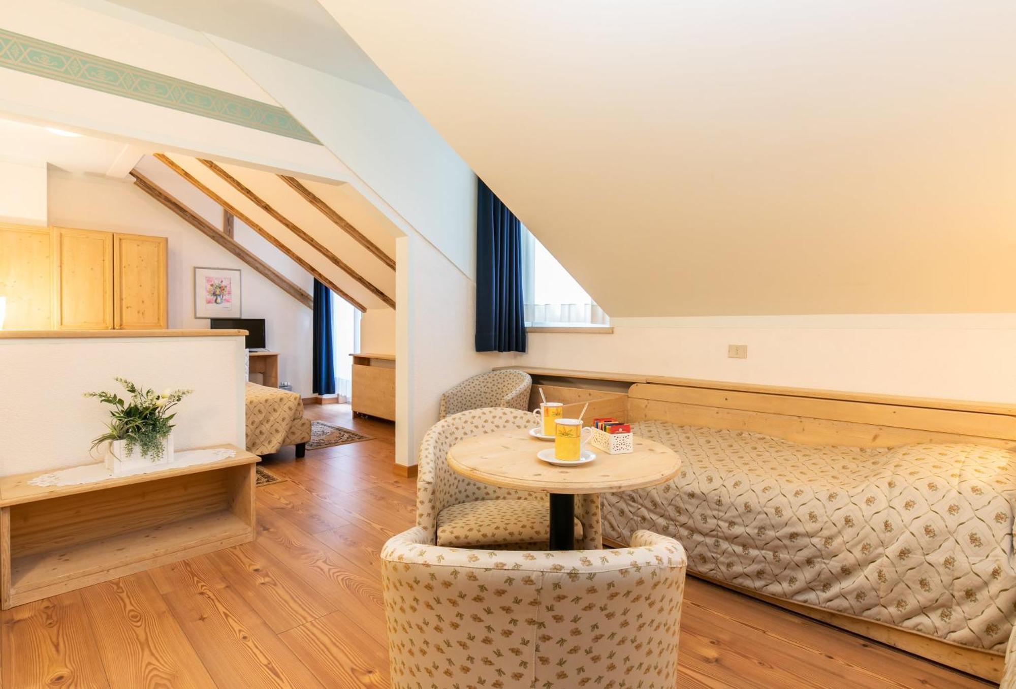 G. Hotel Des Alpes San Martino Di Castrozza Ngoại thất bức ảnh