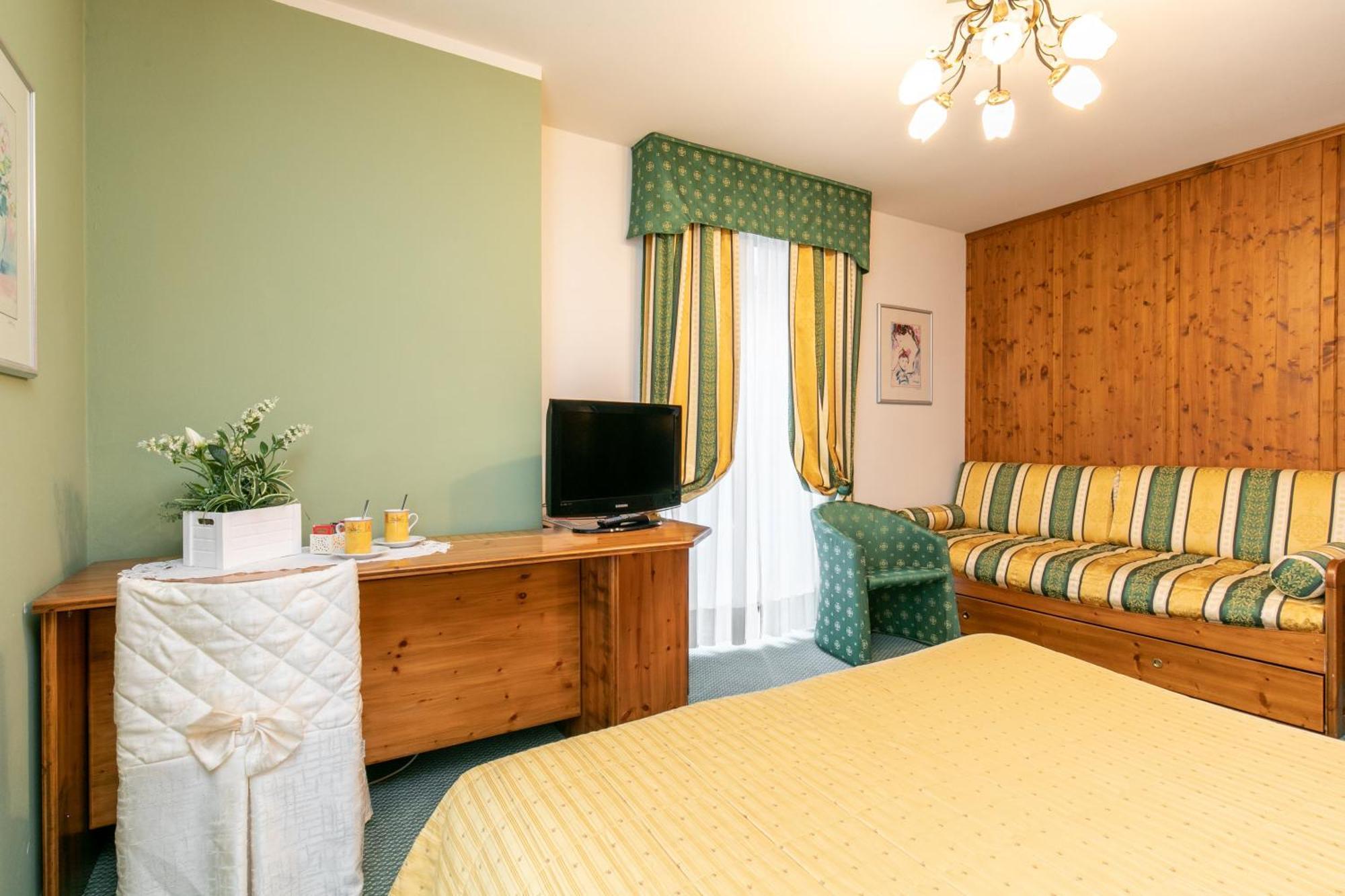 G. Hotel Des Alpes San Martino Di Castrozza Ngoại thất bức ảnh